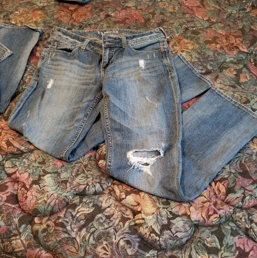 Jeans